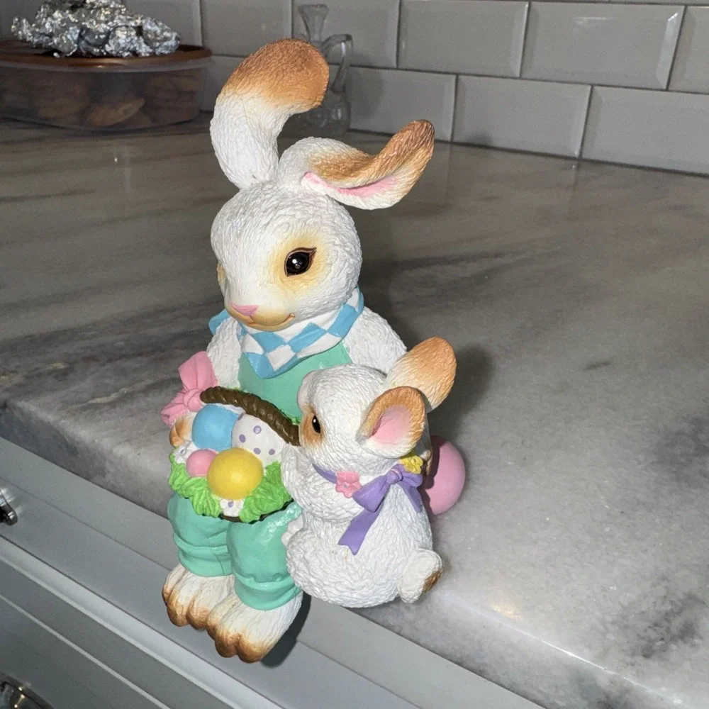 Vintage Current Inc. Easter Bunny With Baby Bunny Shelf Sitter OLA56‎